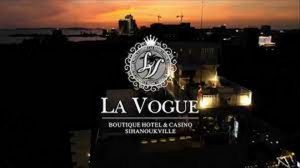 Khung cảnh La Vogue Botique Hotel & Casino từ bên ngoài
