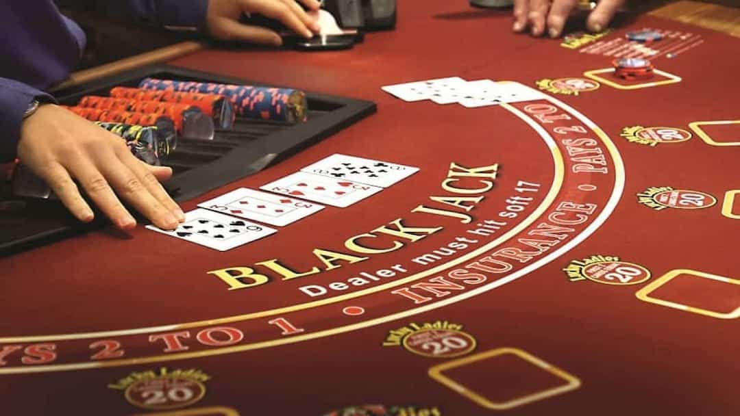 Trải nghiệm vận may với trò chơi Blackjack cực hấp dẫn